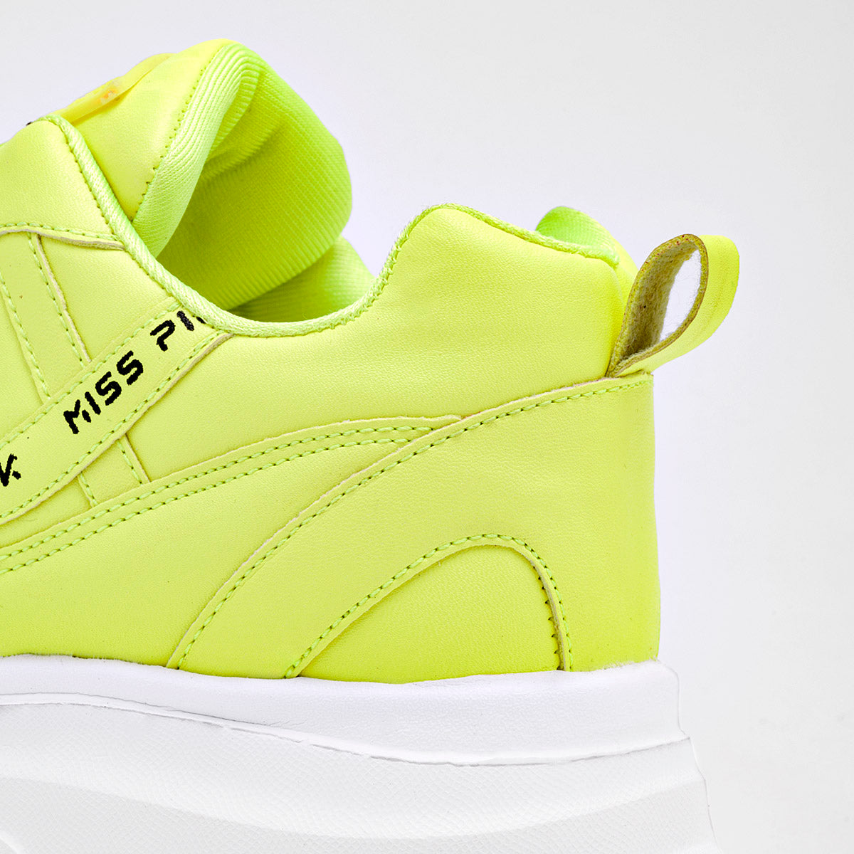 Pakar.com | Tienda online - Tenis urbano chunky Miss Pink para mujer