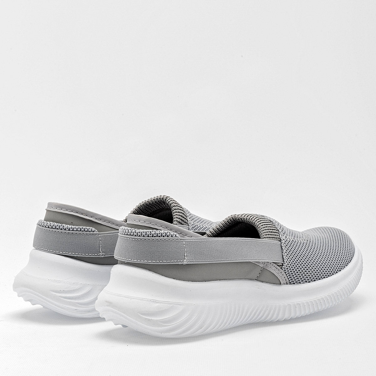 Tenis casual sin agujeta para mujer marca Been Class Gris cod. 126841