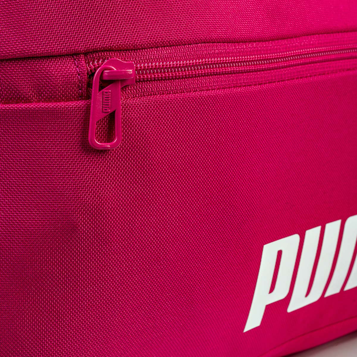 Maleta Puma Phase Sports Bag para mujer marca Puma Fiusha cod. 127053