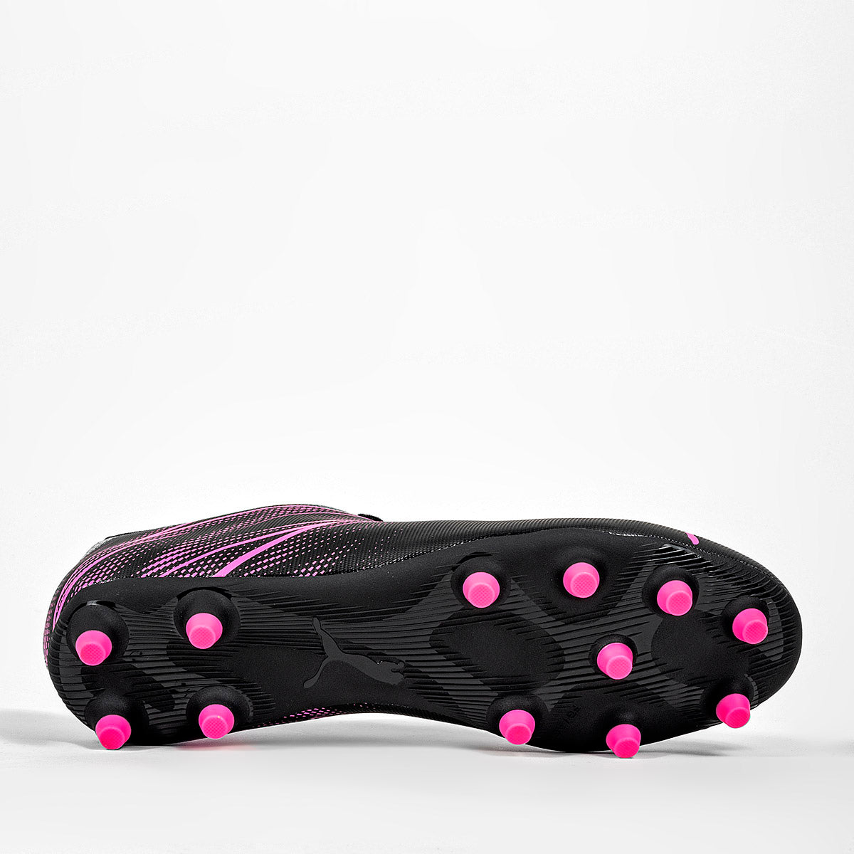 Pakar.com | Tienda online | Calzado Escolar | Tacos de Fútbol Attacanto Puma para hombre | Regreso a clases | Vacaciones de Verano