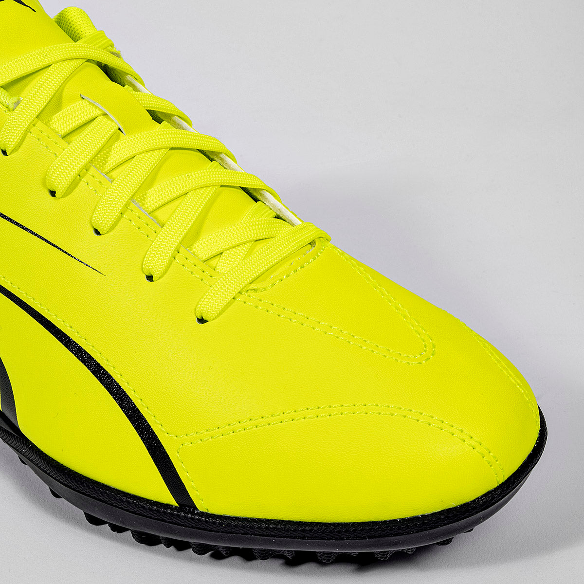 Pakar.com | Tienda online | Calzado Escolar | Tacos de Fútbol Vitoria TT Puma para hombre | Regreso a clases | Vacaciones de Verano