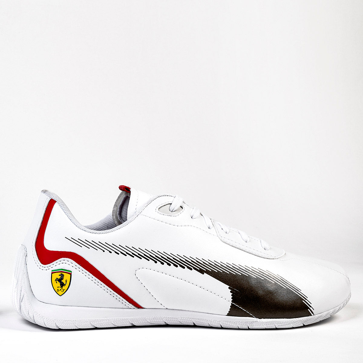 Pakar.com | Tienda online - Tenis Ferrari Neo Cat 2.0 para Hombre marca Puma Blanco cod. 127131