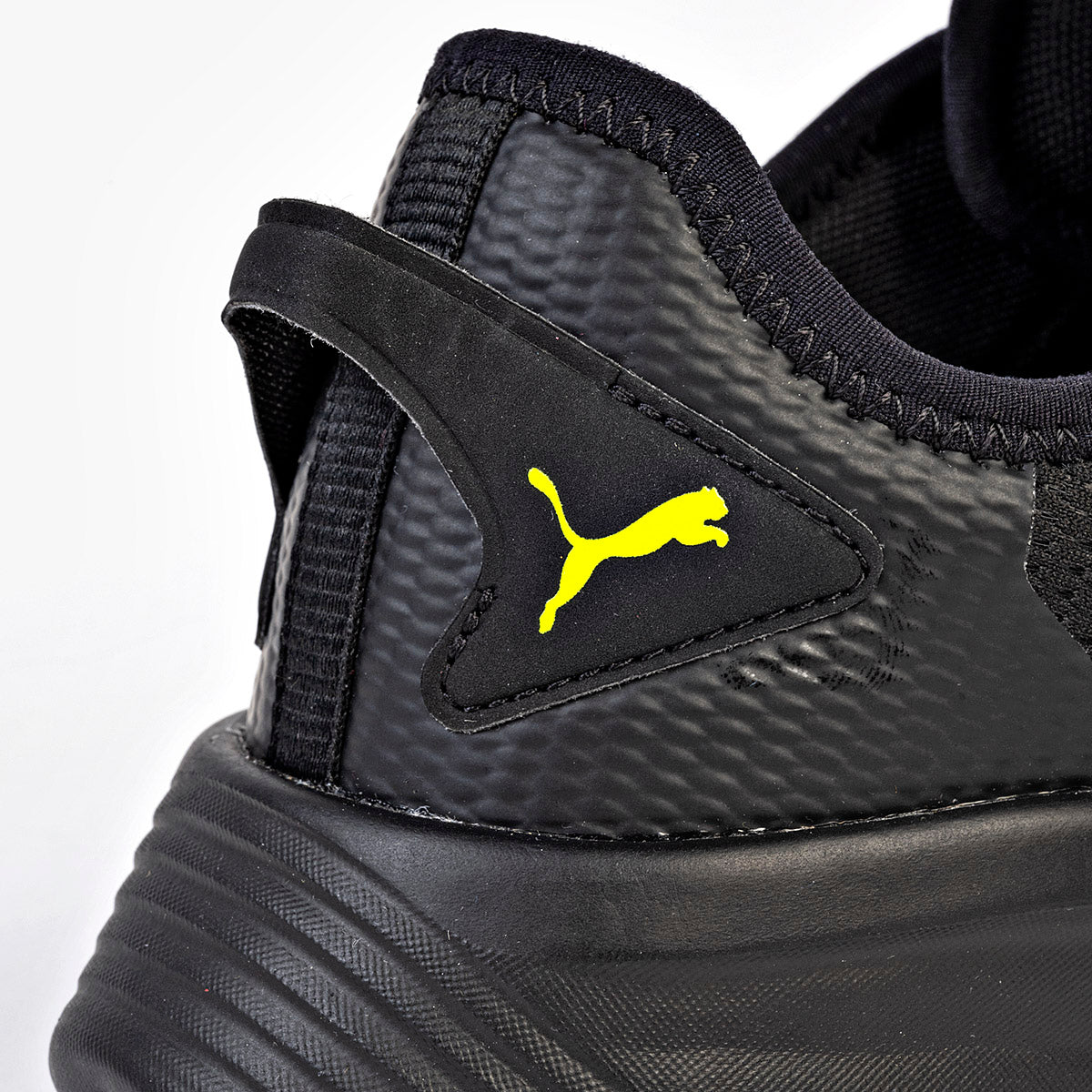 Pakar.com | Tienda online - Tacos de fútbol Retaliate 2 Puma para hombre