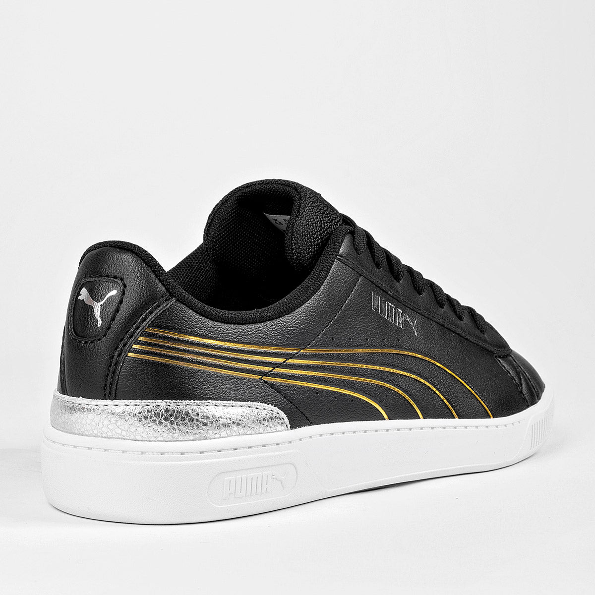 Pakar.com | Tienda online | Calzado Escolar | Tenis urbano Vikky v3 Metallic Shine Puma para mujer | Regreso a clases | Vacaciones de Verano