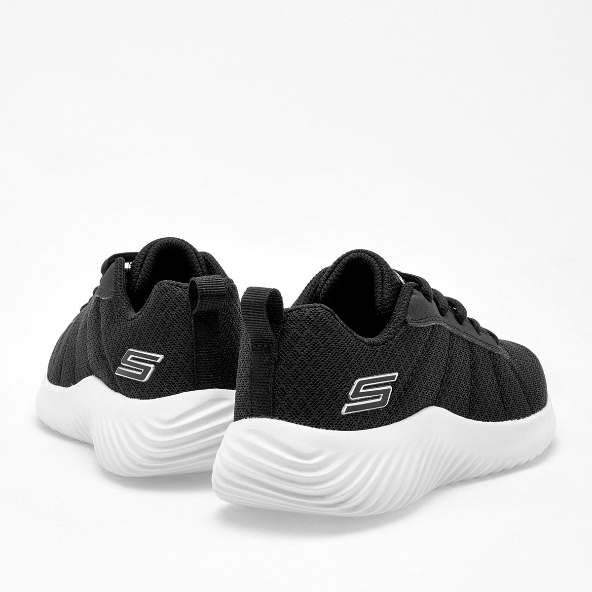 Tenis Bounder para mujer marca Skechers Negro cod. 127360