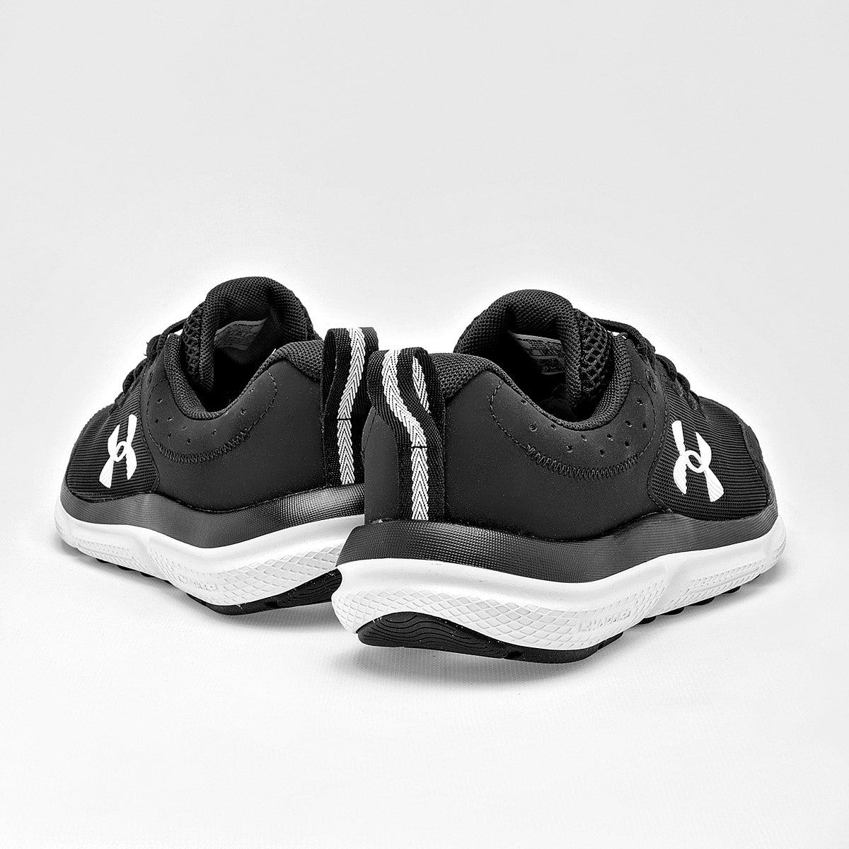 Pakar.com | Tienda online - Tenis deportivo para mujer Under Armour - Envío gratis desde $500