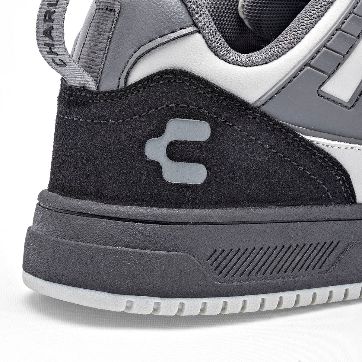Pakar.com | Tienda online | Calzado Escolar | Tenis urbano Charly para hombre | Regreso a clases | Vacaciones de Verano