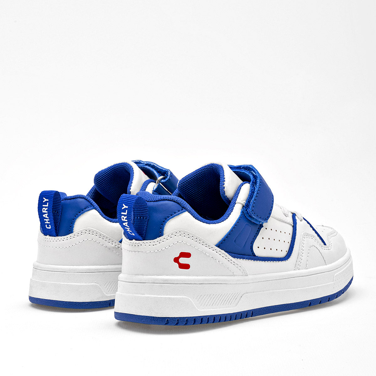 Tenis urbanos  para Niño marca Charly Blanco cod. 127422