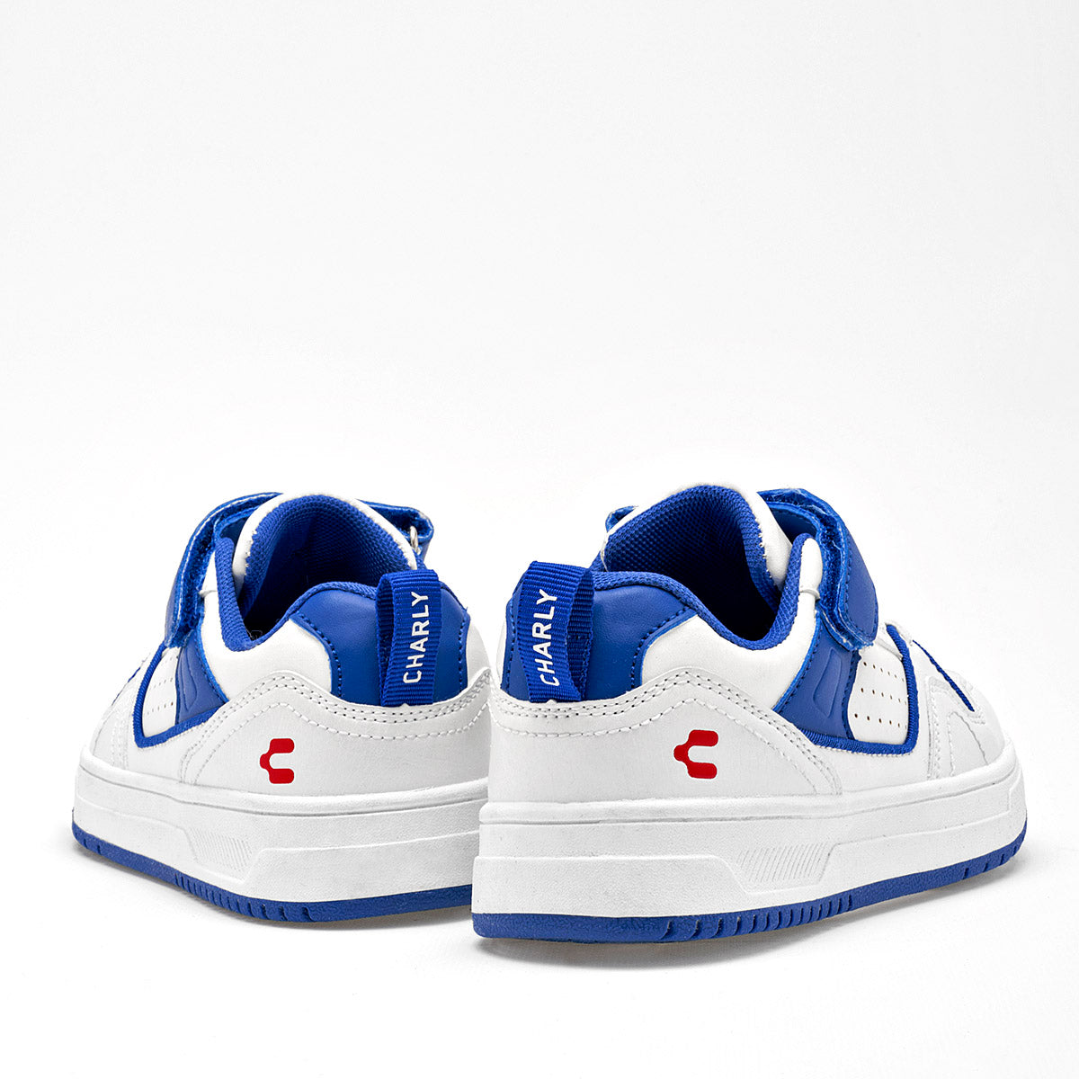 Tenis urbanos  para Niño marca Charly Blanco cod. 127422