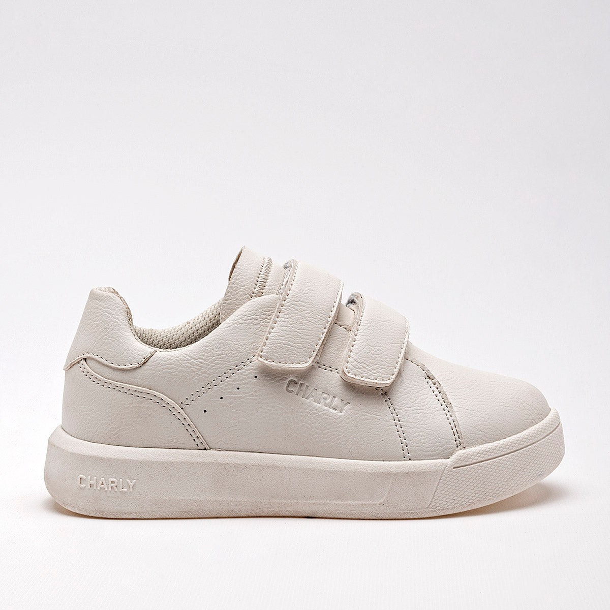 Tenis urbanos  para Niño marca Charly Blanco cod. 127430