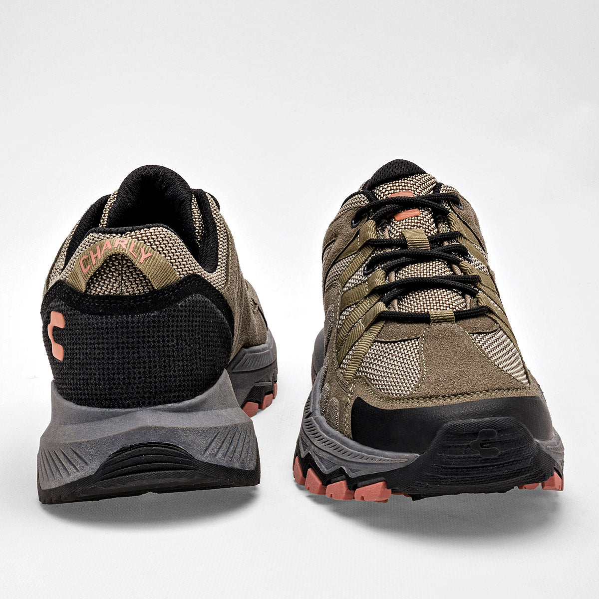 Tenis hiking para hombre marca Charly Olivo cod. 127470