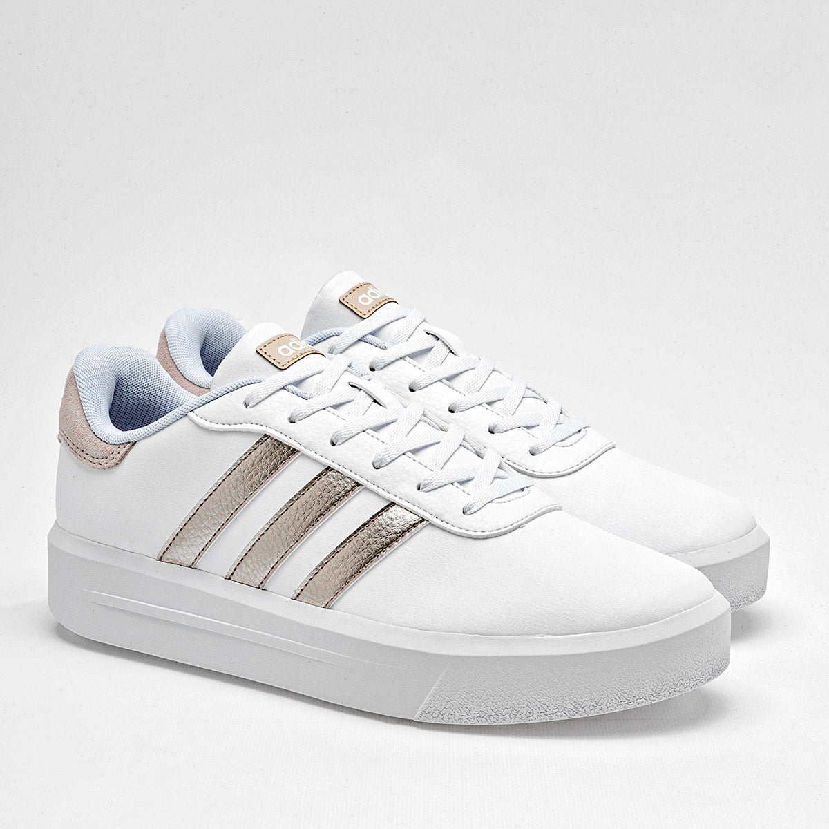 Tenis escolar para joven Court Platform marca Adidas Blanco cod. 128093