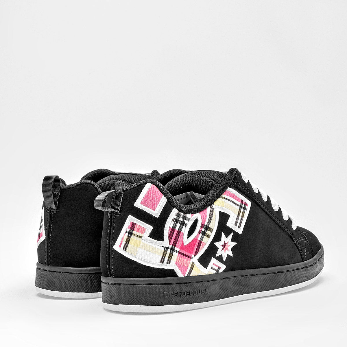 Tenis DC Court Graffik para Mujer marca Dc Shoes Negro cod. 128096