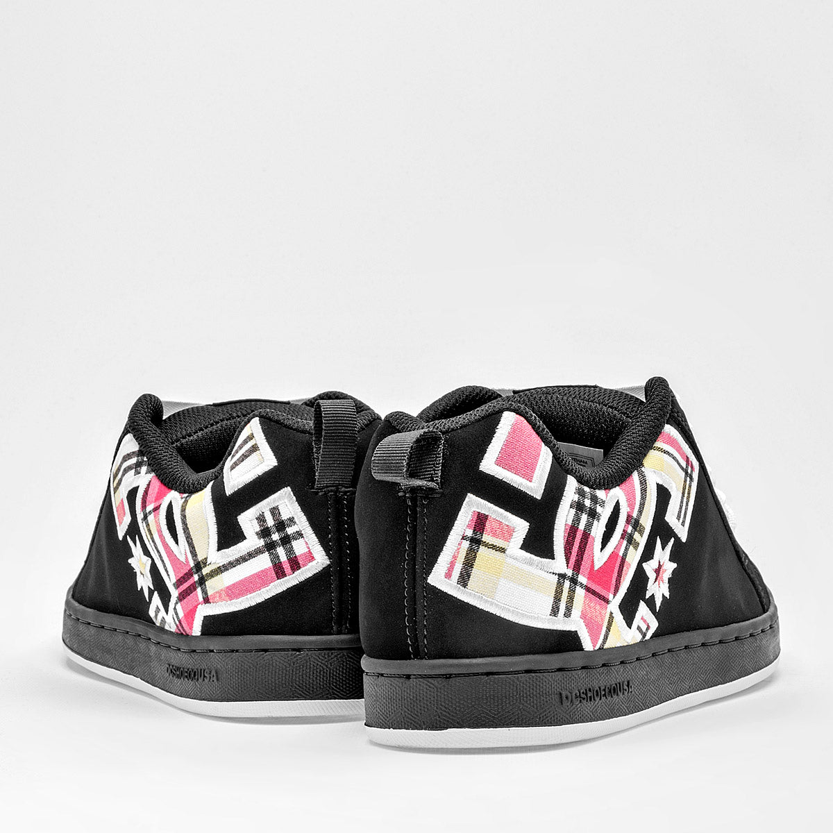 Tenis DC Court Graffik para Mujer marca Dc Shoes Negro cod. 128096