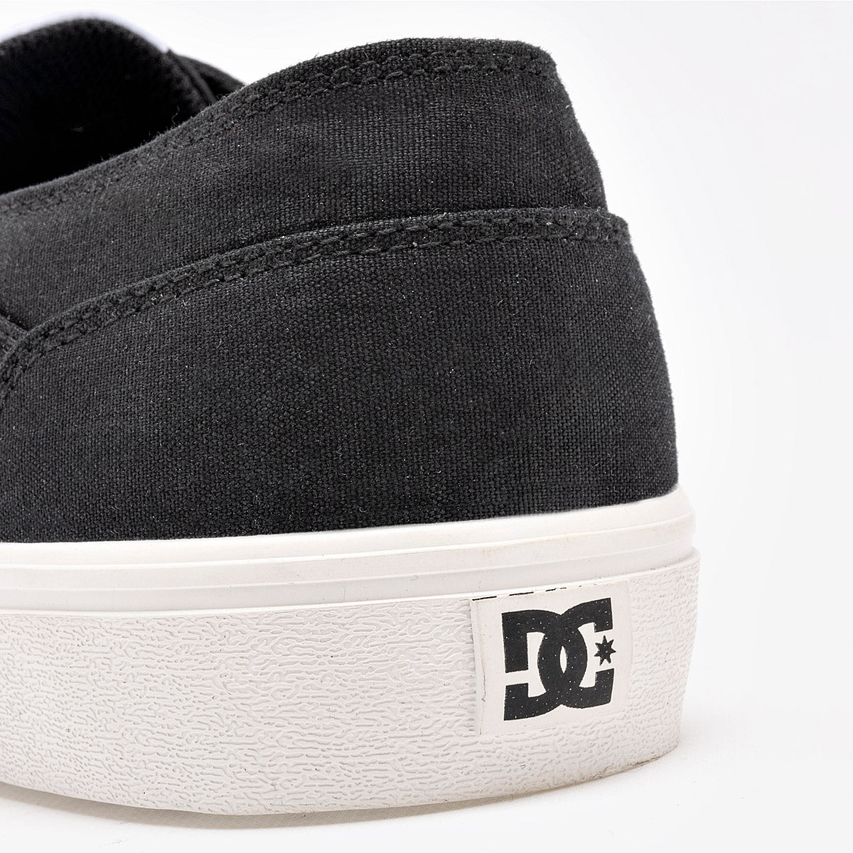 Tenis DC Flash 3  para hombre marca Dc Shoes Negro cod. 128102