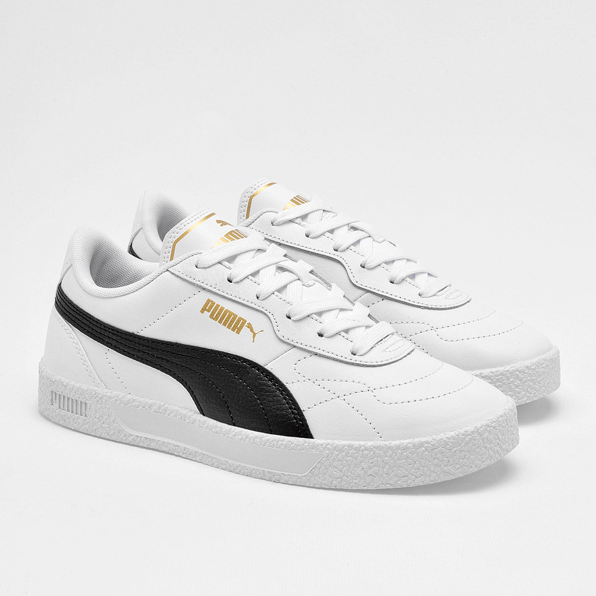 Tenis escolar para joven Puma Club Zone marca Puma Blanco cod. 128168