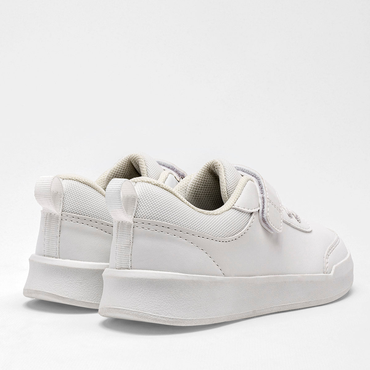 Tenis escolar para niña marca Georgie Boy Blanco cod. 128285