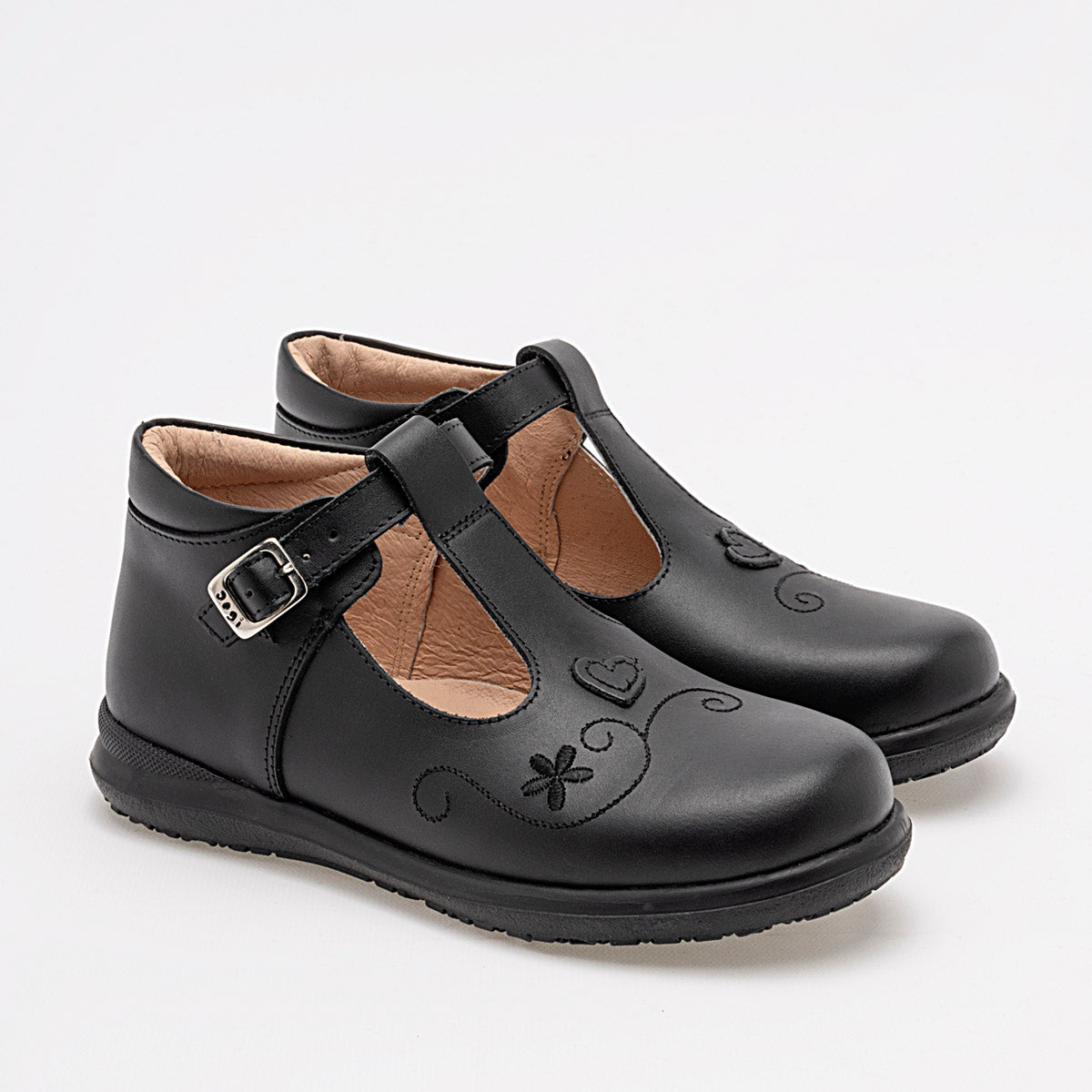 Pakar.com | Tienda online | Calzado Escolar | Zapato charol Dogi para niña | Regreso a clases | Vacaciones de Verano