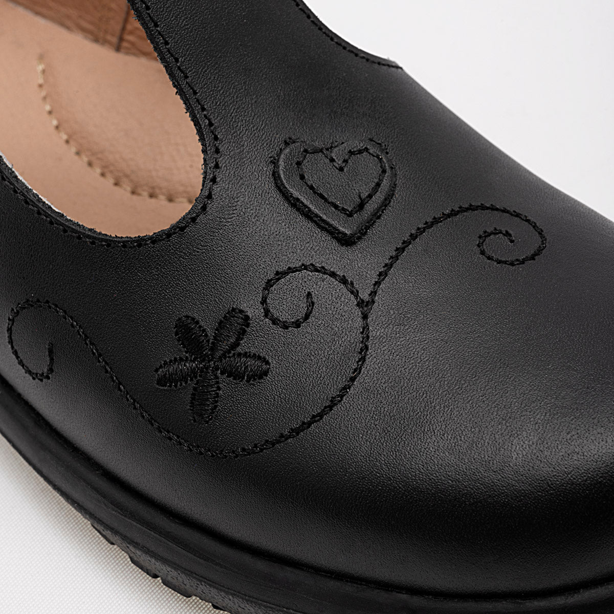 Pakar.com | Tienda online | Calzado Escolar | Zapato charol Dogi para niña | Regreso a clases | Vacaciones de Verano