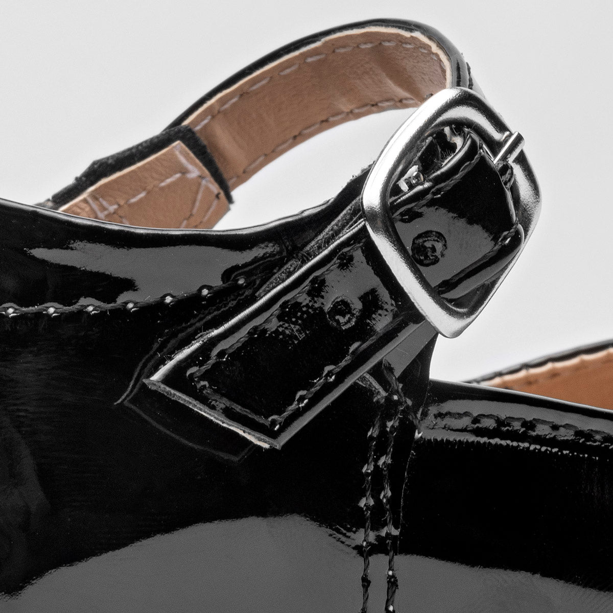Pakar.com | Tienda online | Calzado Escolar | Zapato escolar Fratta para niña preescolar | Regreso a clases | Vacaciones de Verano