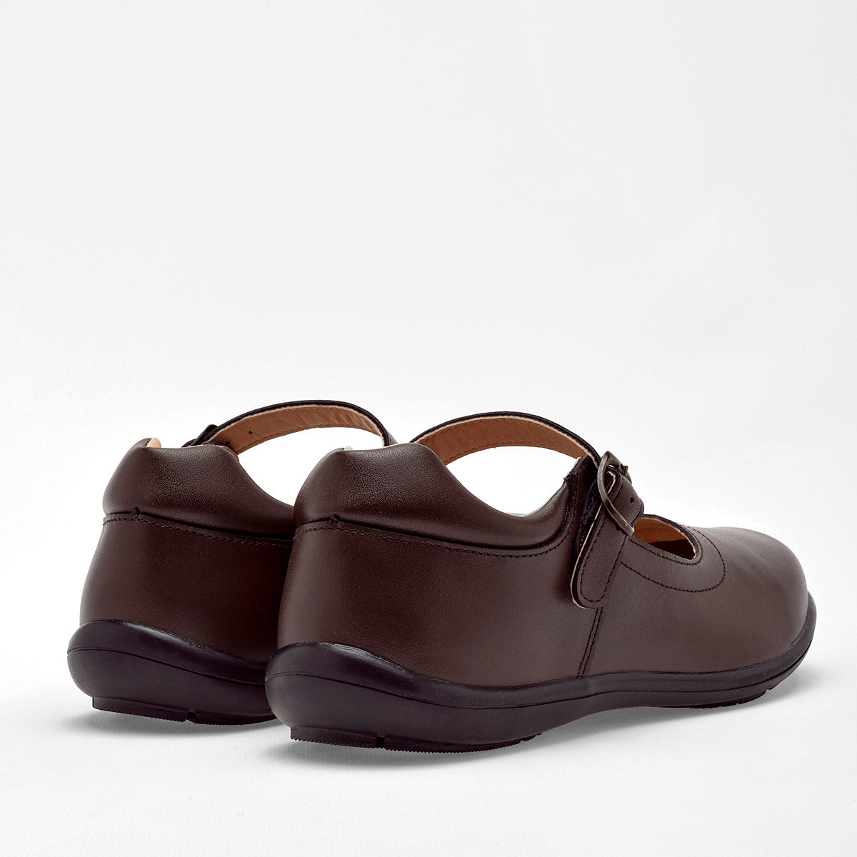 Zapato escolar para niña marca Yondeer Café cod. 128478