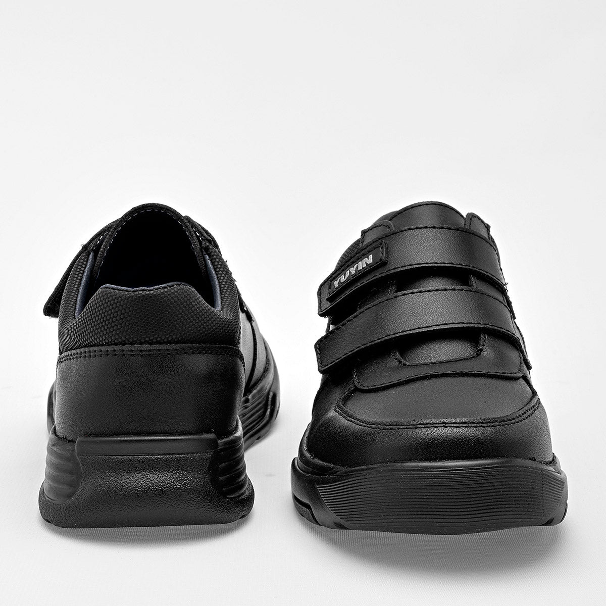 Zapato escolar para Niño marca Yuyin Negro cod. 128482