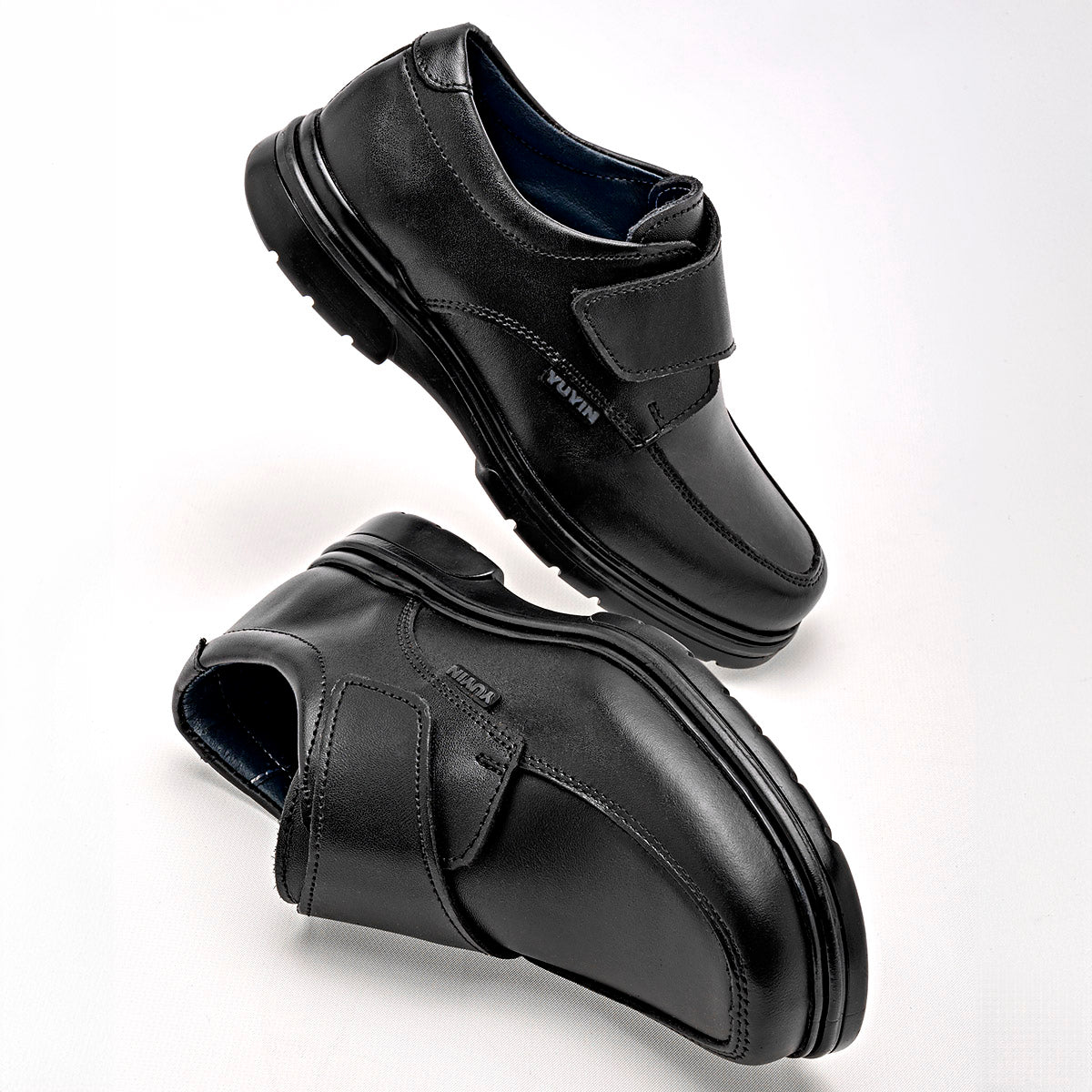 Zapato escolar para Niño marca Yuyin Negro