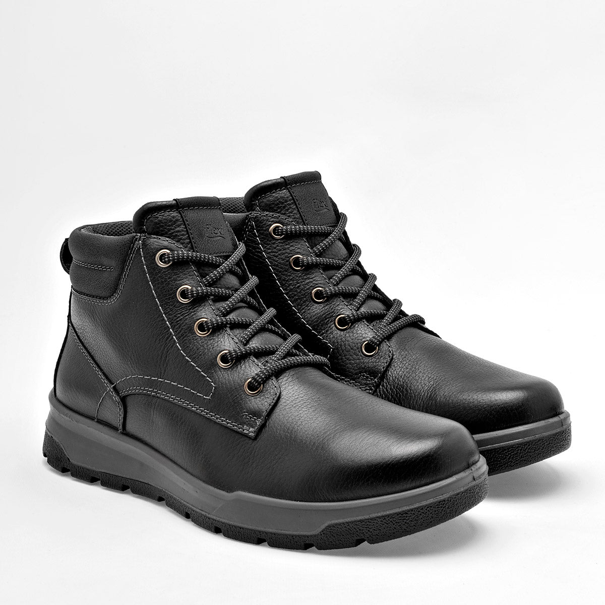 Bota de piel para hombre marca Flexi Negro cod. 128603