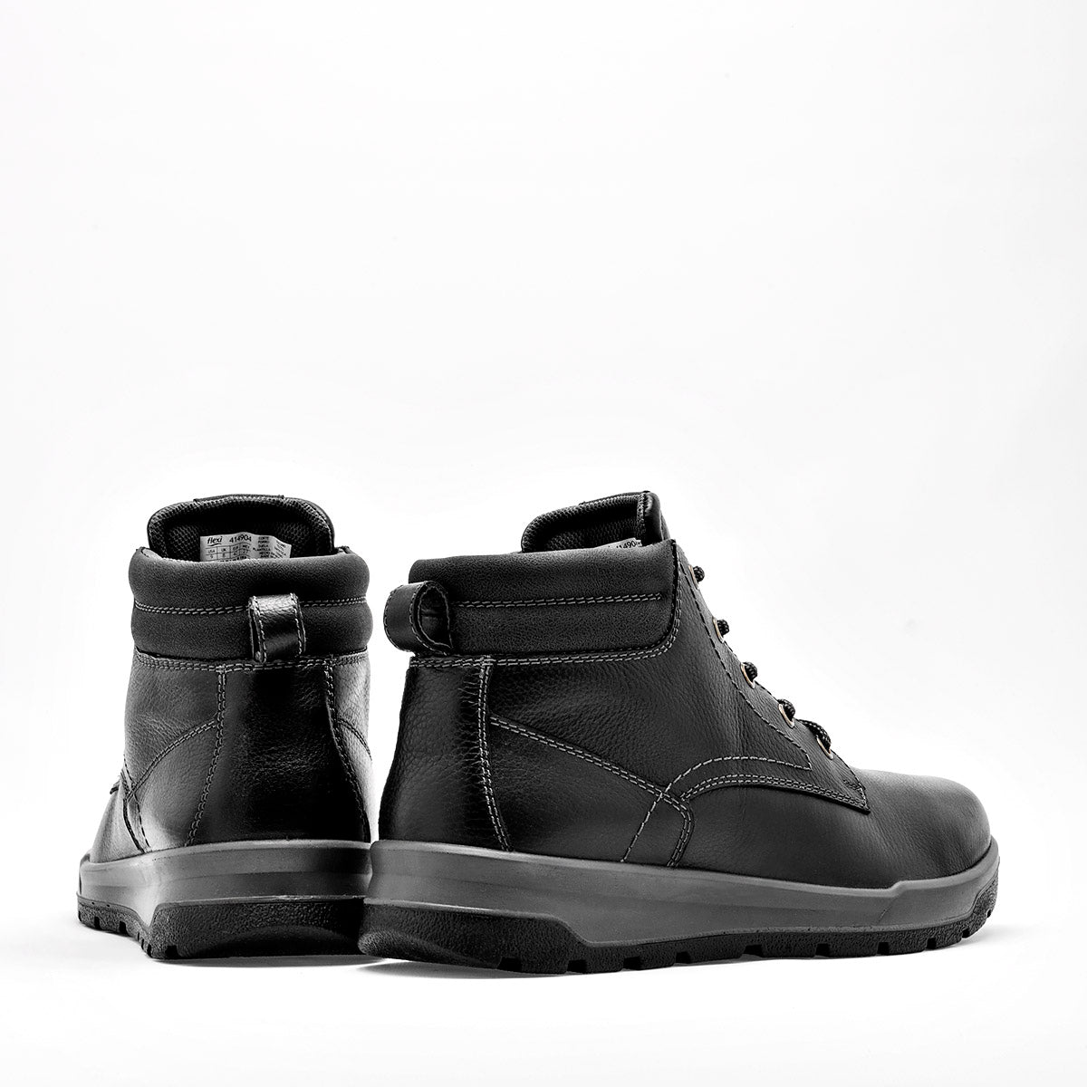 Bota de piel para hombre marca Flexi Negro cod. 128603