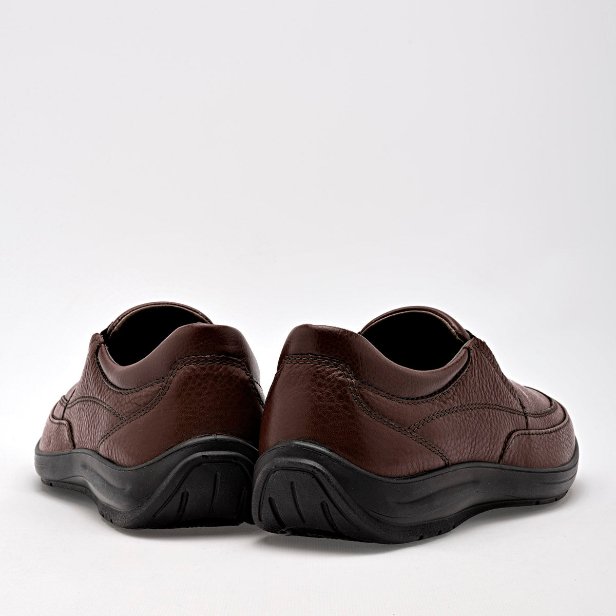 Slip on piel para hombre marca Flexi Café cod. 128611