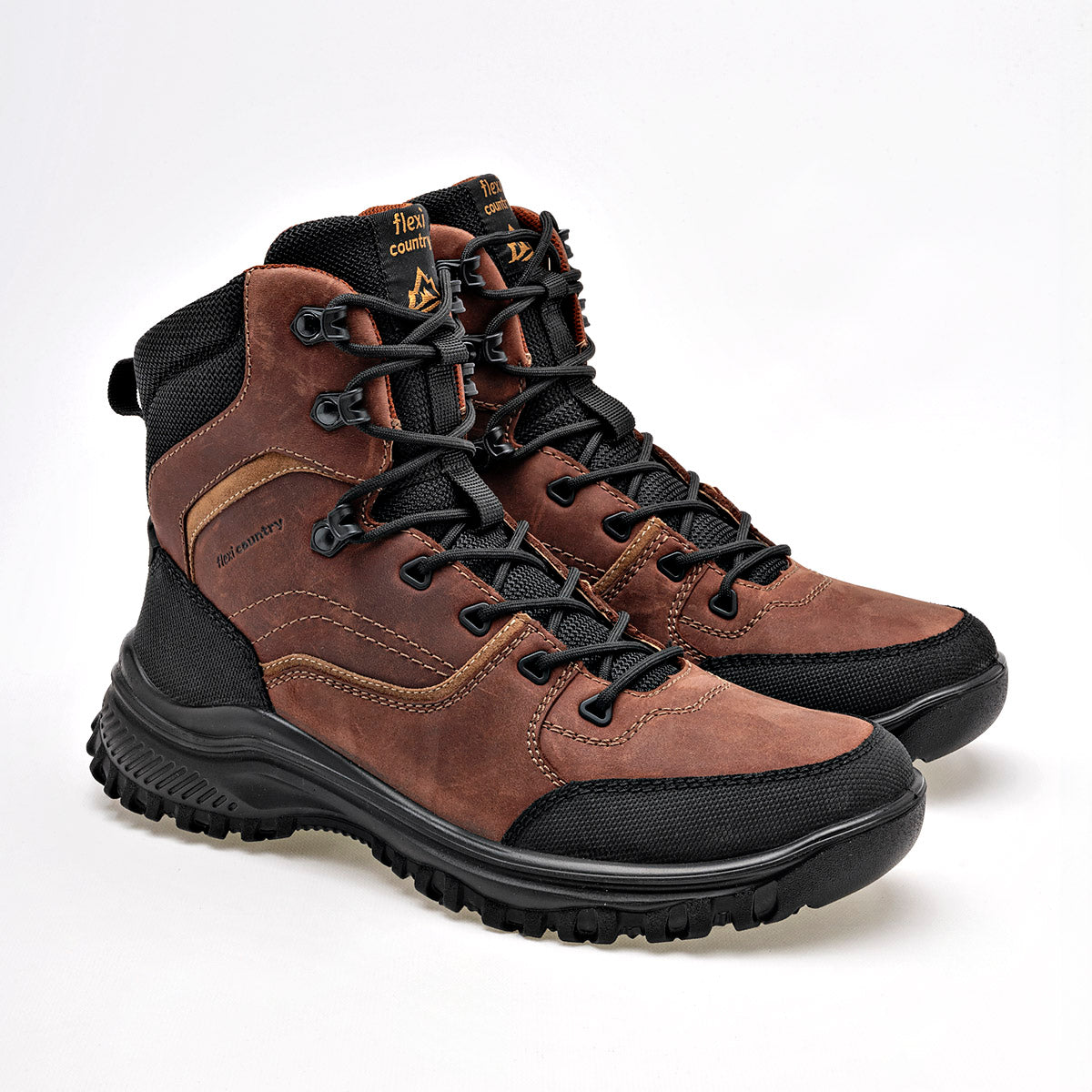 Bota hiking para hombre marca Flexi Café cod. 128626