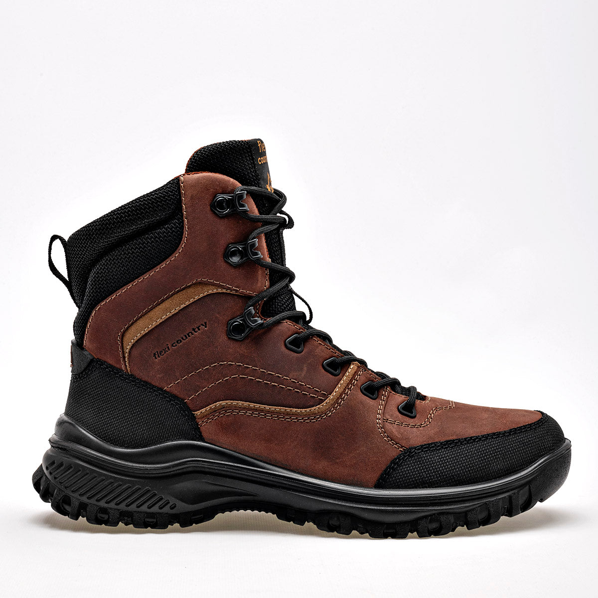 Bota hiking para hombre marca Flexi Café cod. 128626