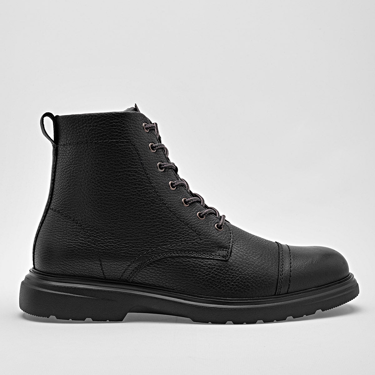 Bota de piel para hombre marca Flexi Negro cod. 128632