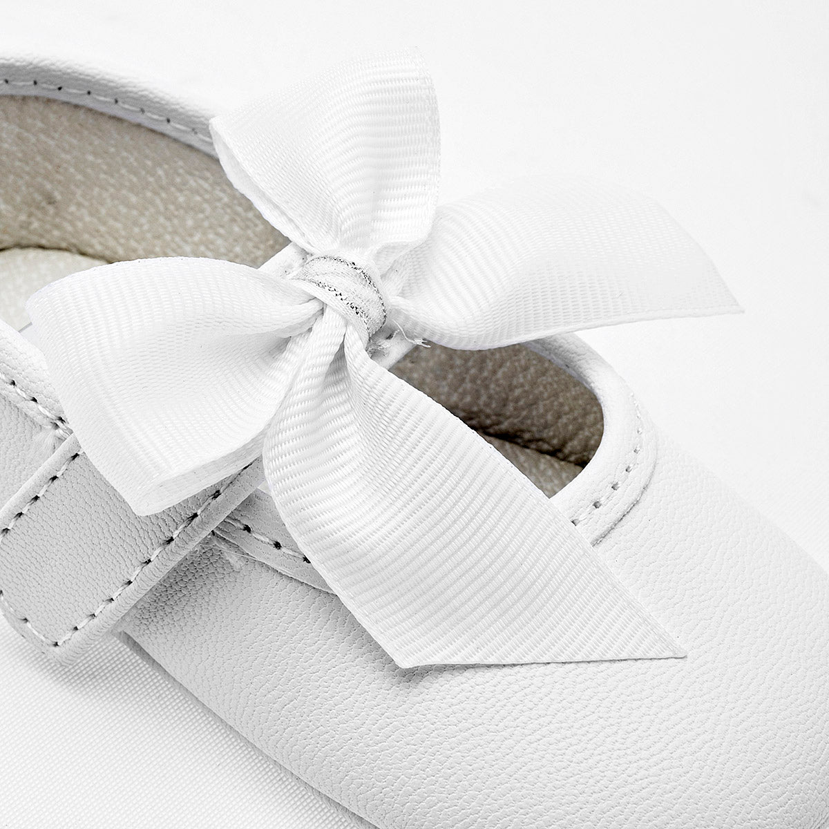Pakar.com | Tienda online | Calzado Escolar | Zapato casual Willis para bebé niña | Regreso a clases | Vacaciones de Verano