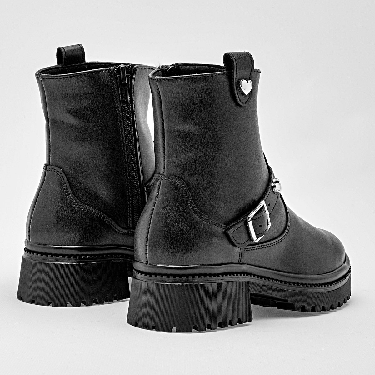 Bota caña corta para niña marca Yuyin Negro cod. 128793