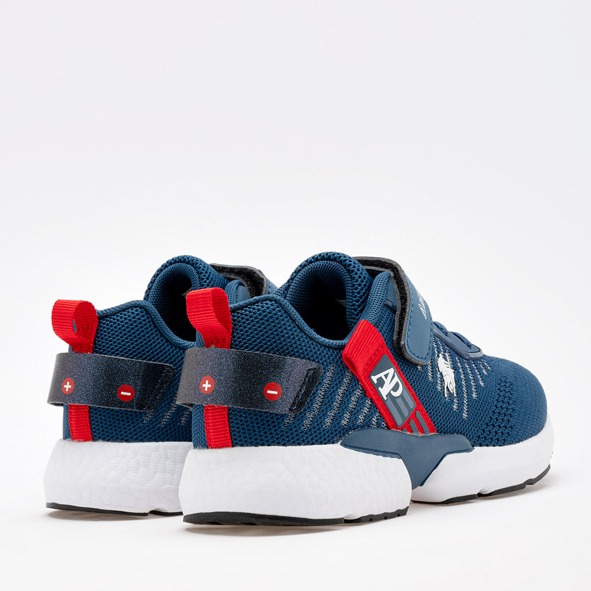 Tenis urbano para Niño marca American Polo Azul Marino cod. 128810