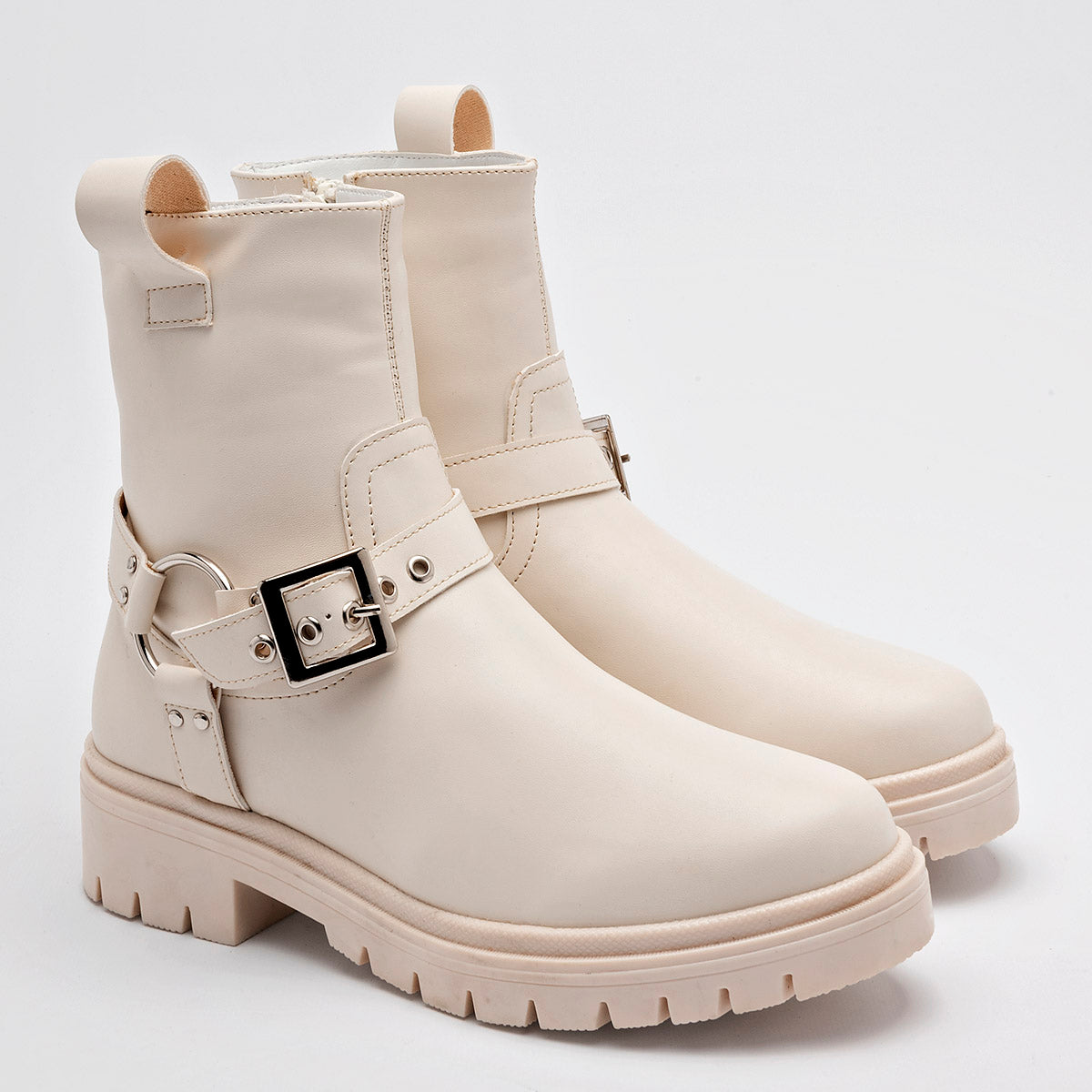 Bota caña corta para mujer marca Been Class Beige cod. 128830