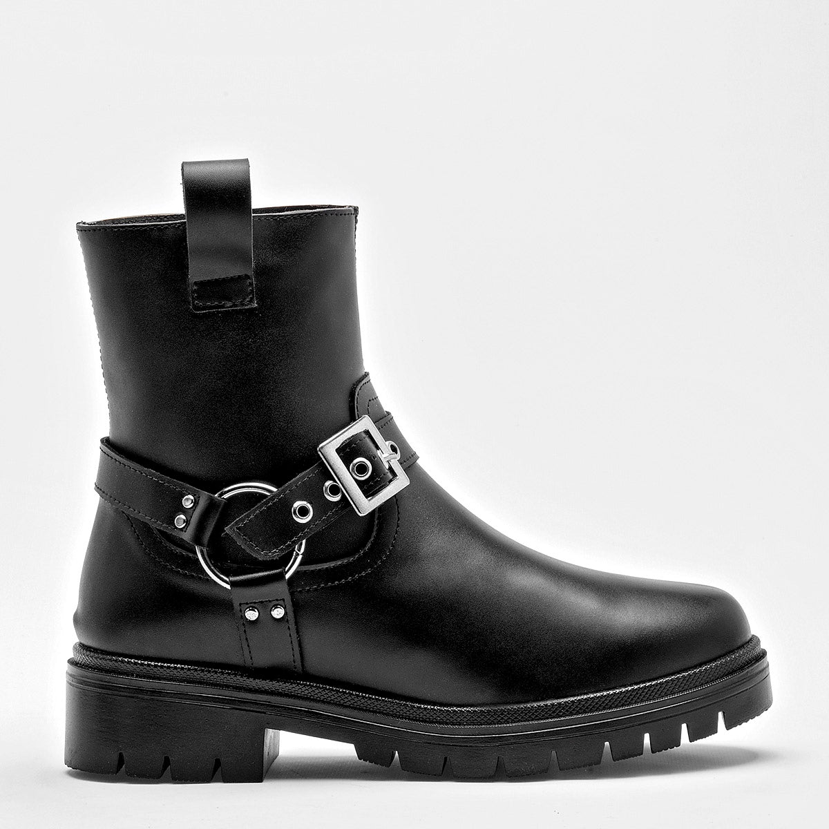 Bota caña corta para mujer marca Been Class Negro cod. 128831