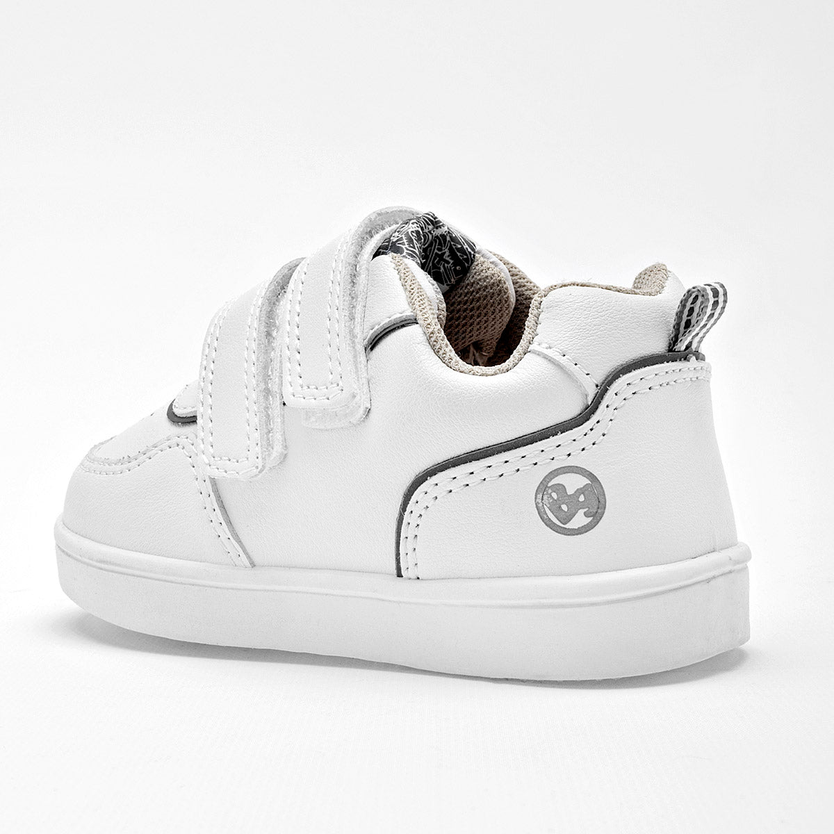 Tenis escolar para Niño marca Bubble Gummers Blanco cod. 128839