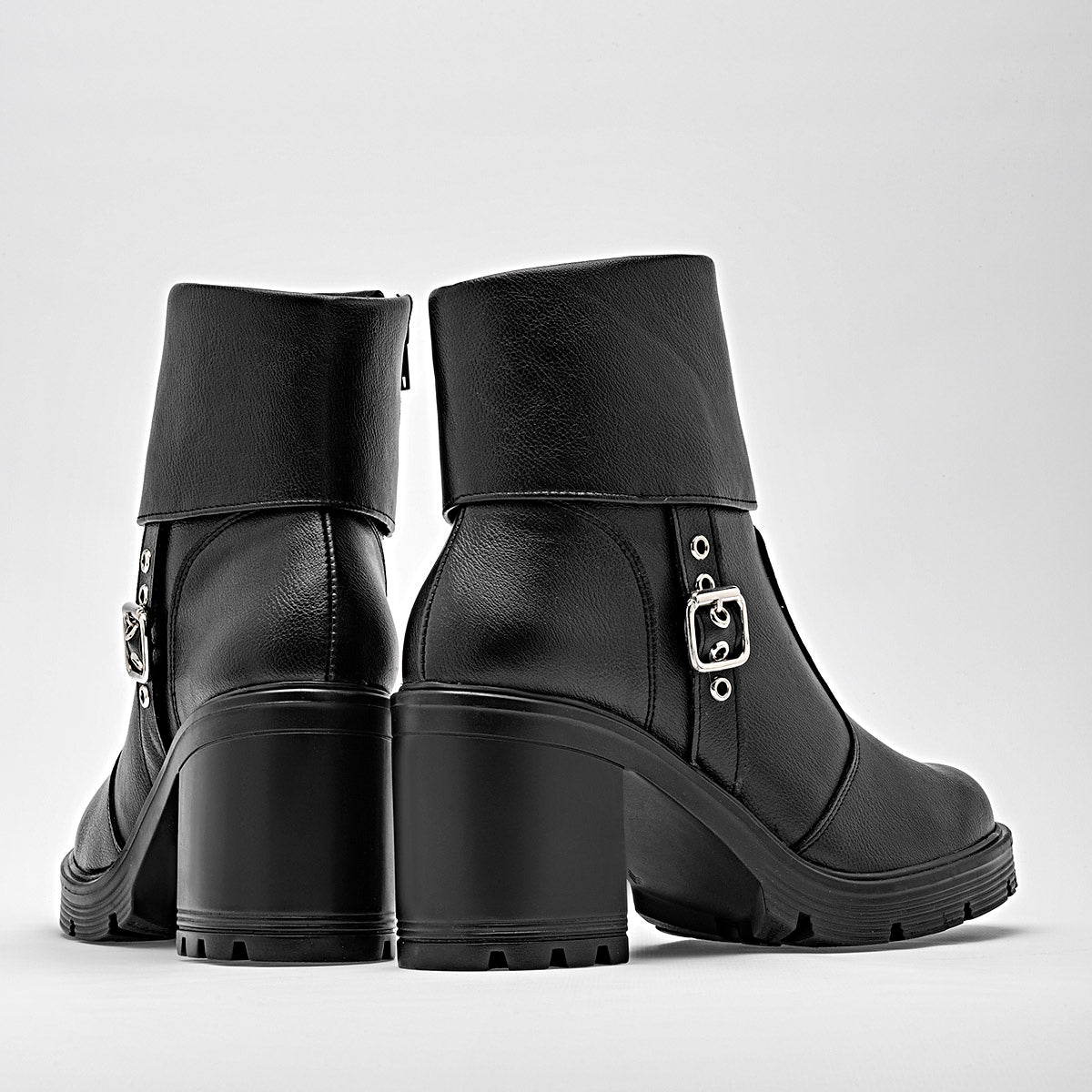 Bota caña corta para mujer marca Green Love Negro cod. 128887