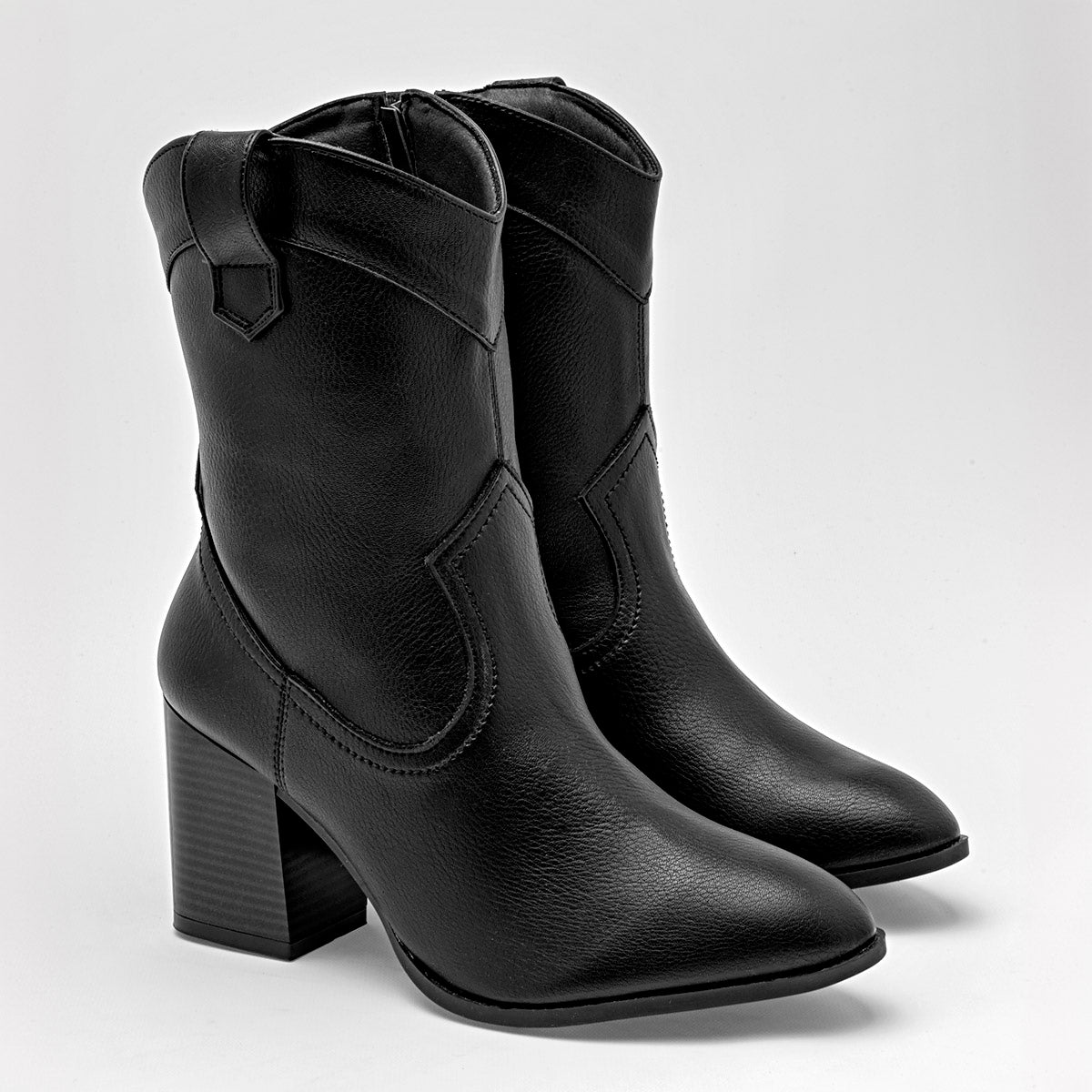 Bota tipo vaquera para mujer marca Lady Paulina Negro cod. 128910