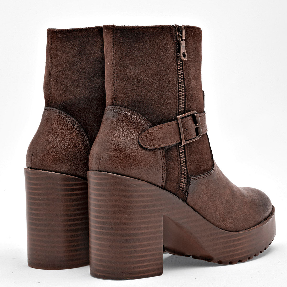 Bota caña corta para mujer marca Taguesi Café cod. 128990