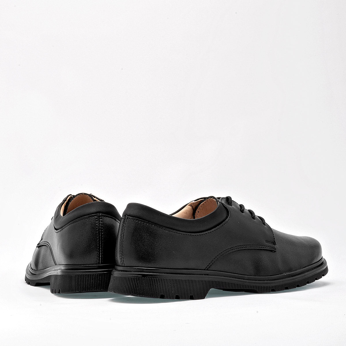 Zapato escolar para Niño marca Yuyin Negro cod. 129011