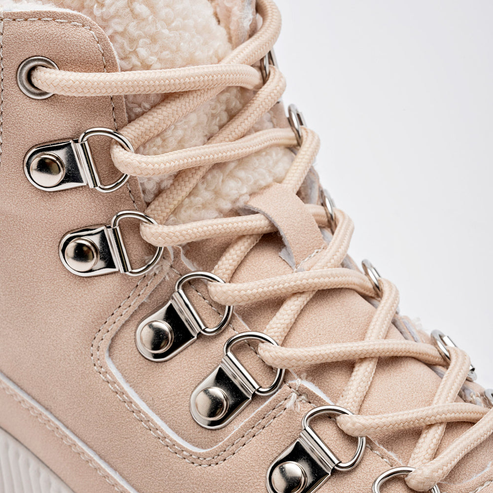 Pakar.com | Tienda online - Tenis urbano tipo Botín para mujer Been Class - Envío gratis desde $500