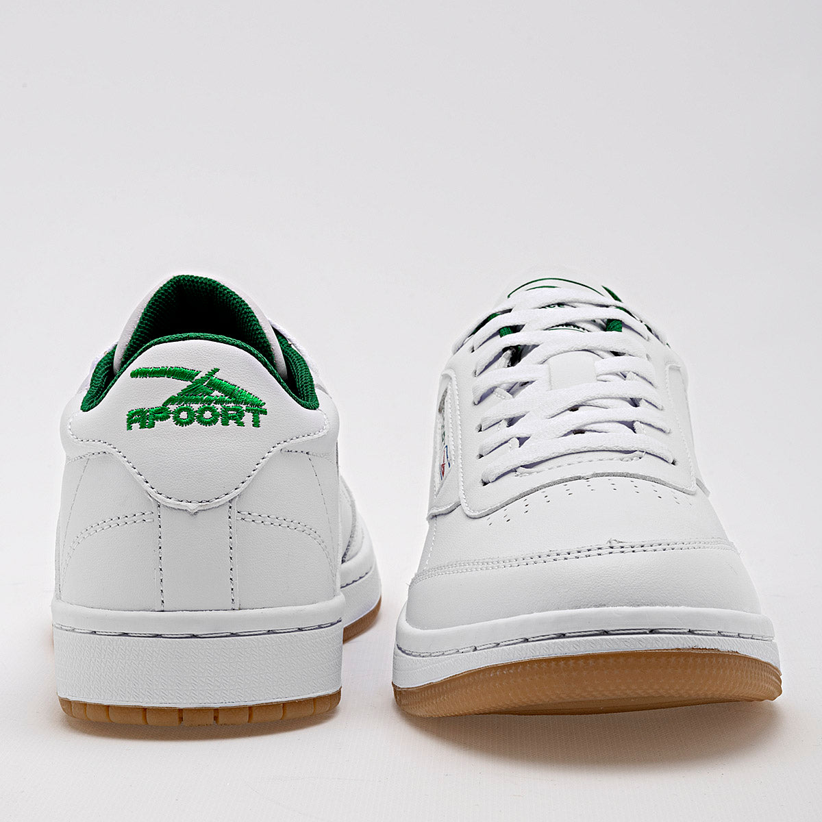 Tenis escolar para joven marca Apoort Blanco cod. 129095