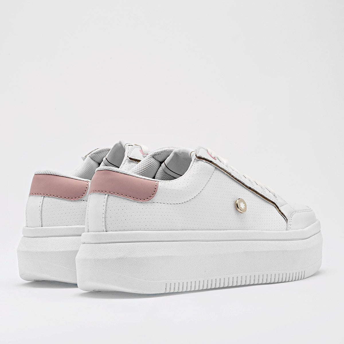 Pakar.com | Tienda online | Calzado Escolar | Tenis urbano chunky Moramora para mujer | Regreso a clases | Vacaciones de Verano
