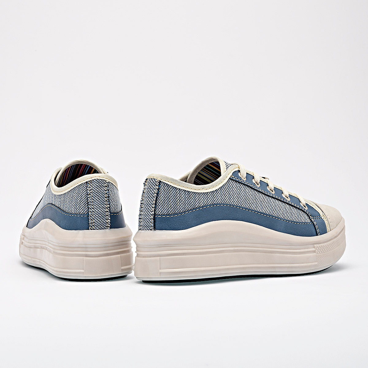 Tenis urbano para mujer marca Moramora Azul cod. 129232