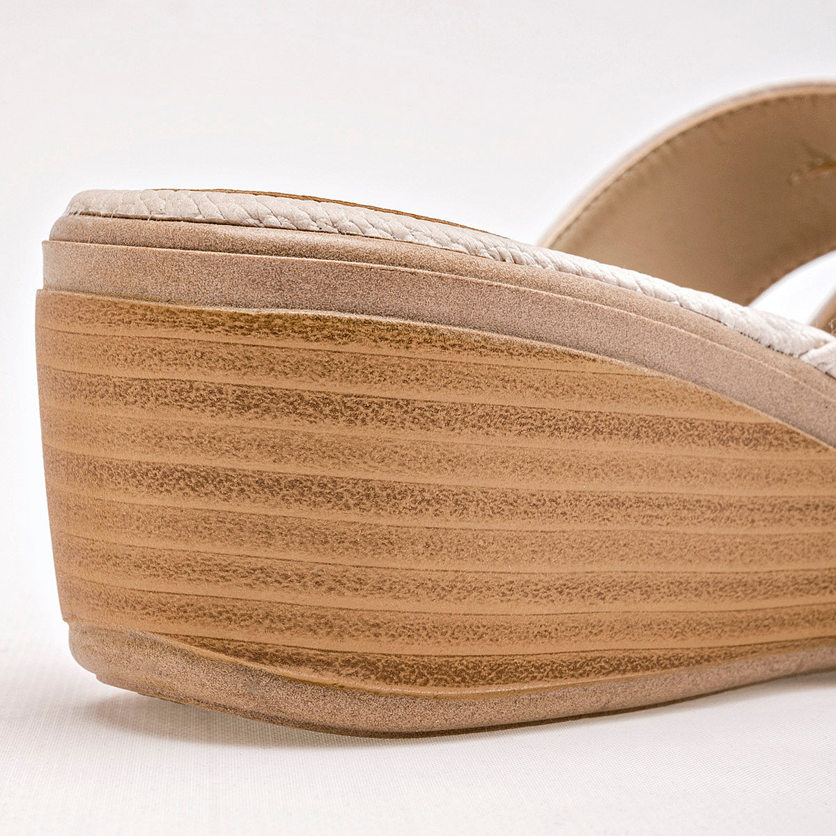 Sandalia para mujer marca Paulie Beige cod. 129245