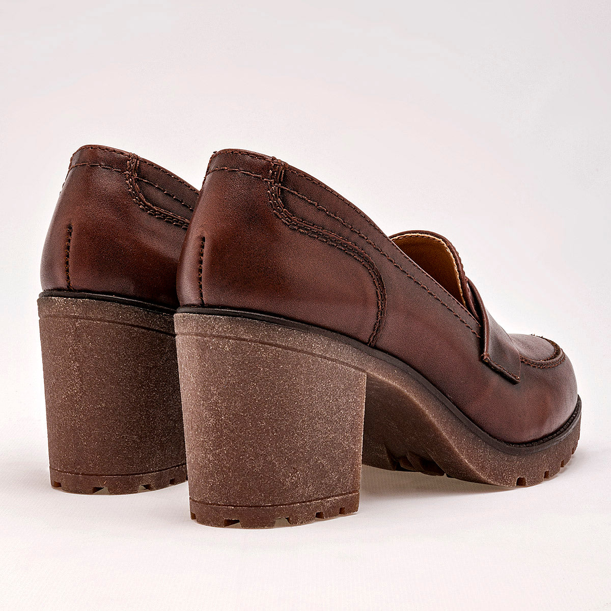 Zapato casual para mujer marca Seducta Café cod. 129257