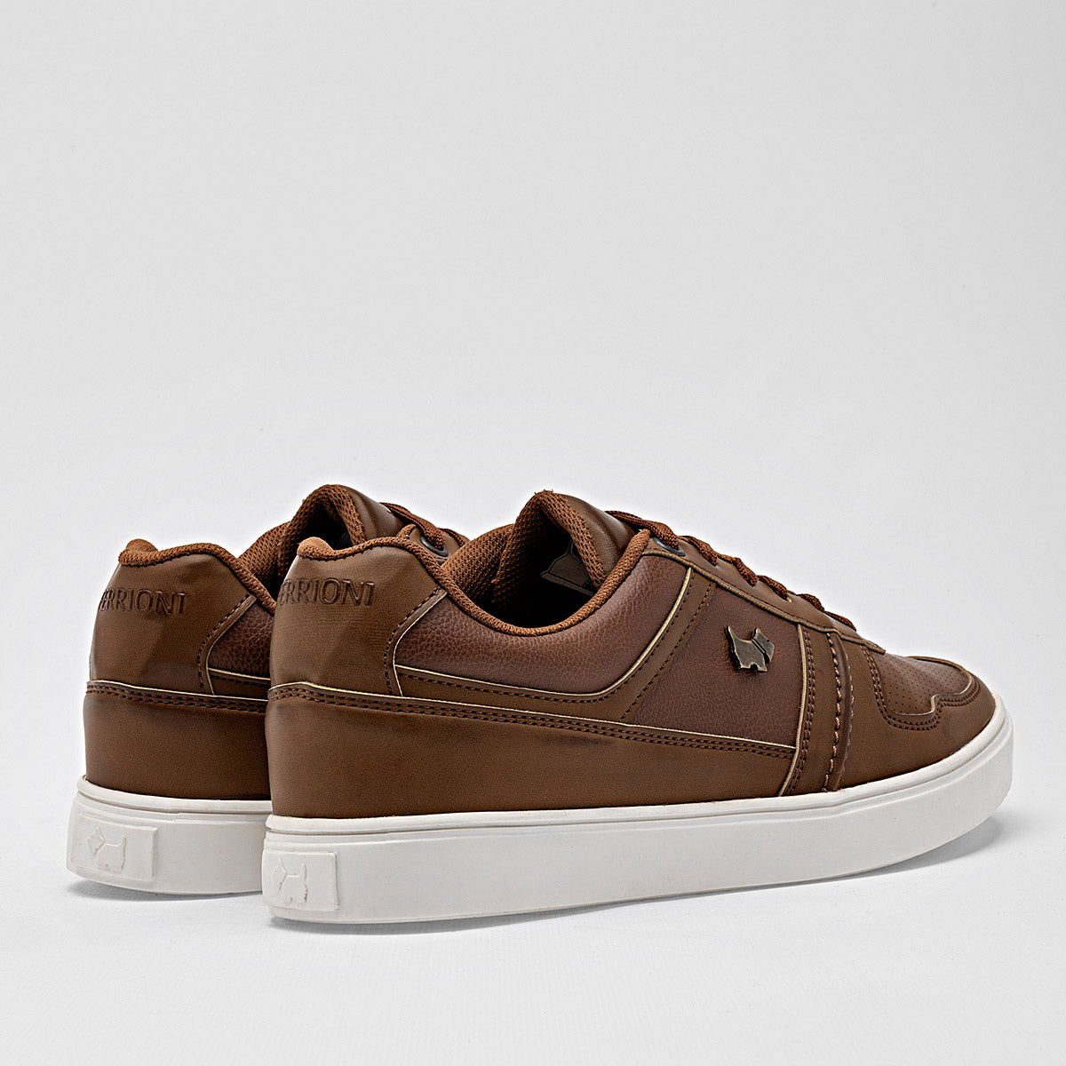 Tenis urbanos para hombre marca Ferrioni Café cod. 129357